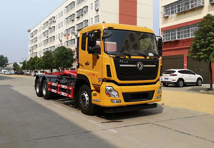 東風(fēng)天龍25噸勾臂垃圾車(chē)