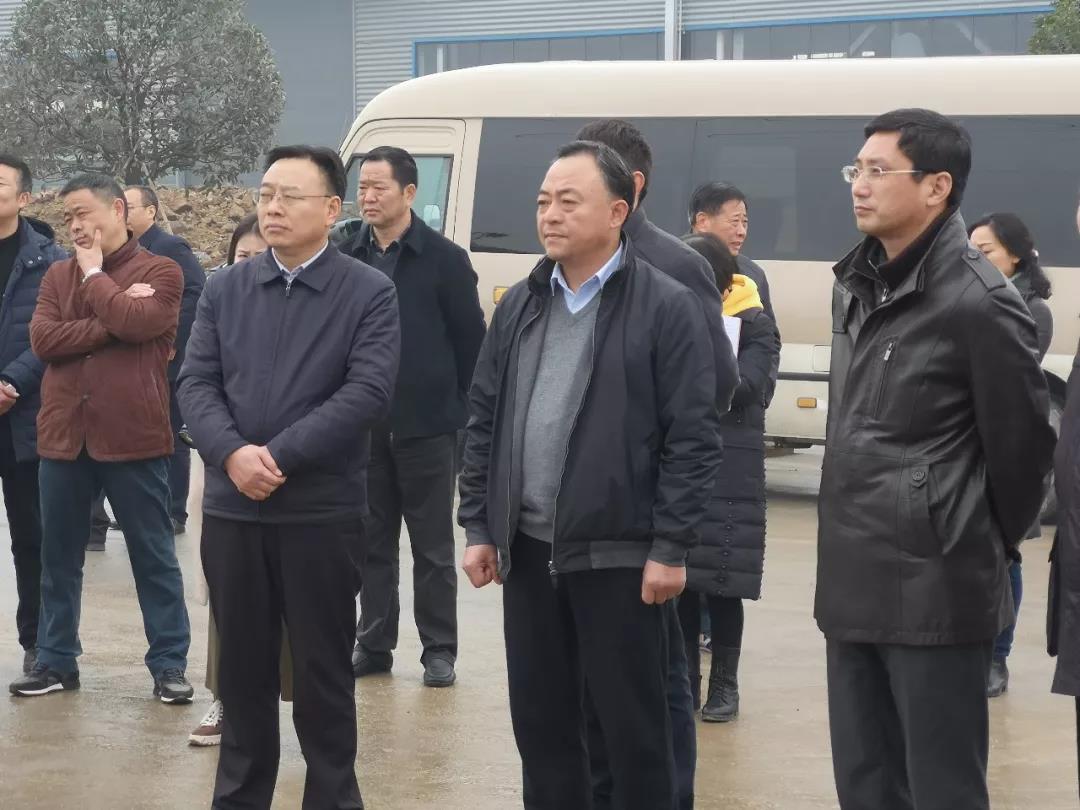隨州市委、市人大代表團(tuán)蒞臨程力集團(tuán)商用車產(chǎn)業(yè)園視察