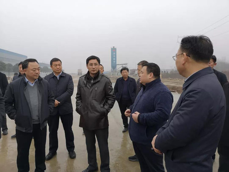 隨州市委、市人大代表團(tuán)蒞臨程力集團(tuán)商用車(chē)產(chǎn)業(yè)園視察